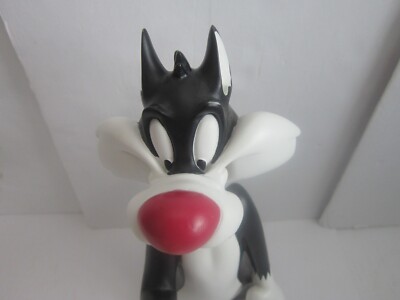 Very Rare! Looney Tunes Sylvester Holding Tweety Big Figurine