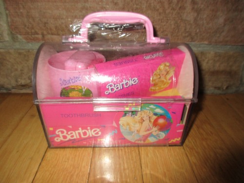 Vintage Mattel 1990 Barbie Travel Set UPC# 038596006779 Rare