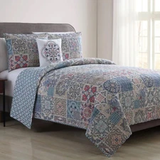 VCNY Home Azuelos Blue Tan Turquoise Red  Reversible Cotton Twin Quilt 68 x 90"