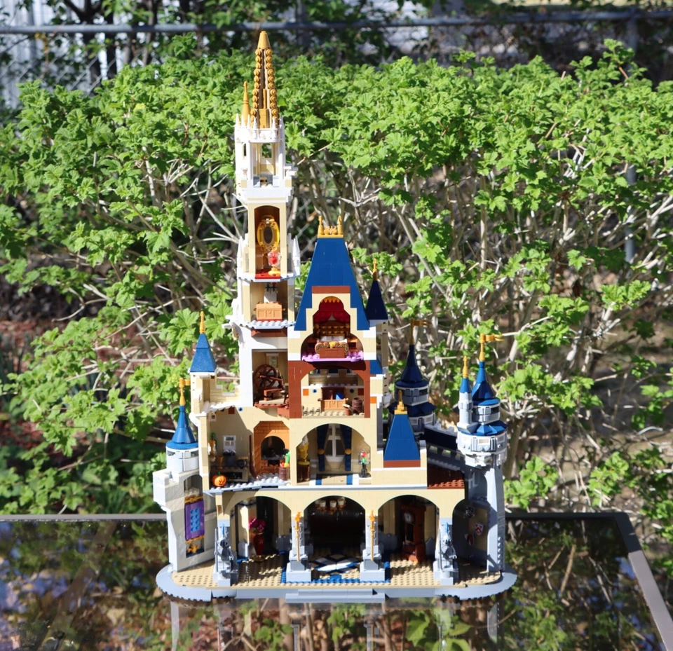 LEGO® Disney 71040 Disney Castle Cinderella’s Castle 100% Completo con Instrucciones Foto 3 de 4