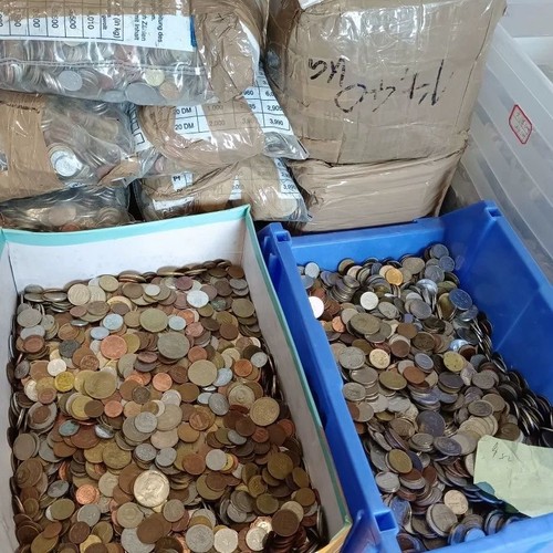 5lb CIRCULATED World FORIEGN Coins, A Mix of Old and New! World Coins Collection