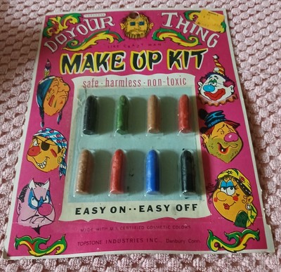 Rare 1970s TOPSTONE ''Do Your Thing'' Makeup Kit on Card - Halloween 