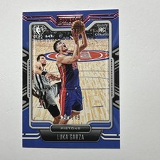 2021-22 Panini Chronicles - Playbook Luka Garza #268 Red /149 (RC)