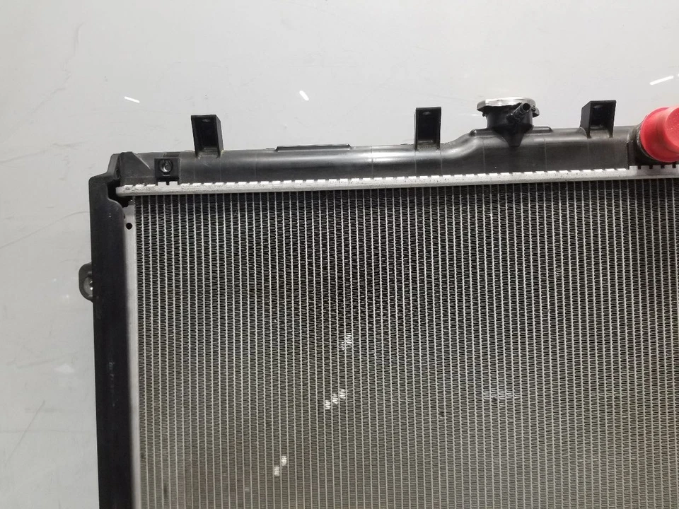 14 2014 TOYOTA 4RUNNER LIMITED 4.0L RADIATOR Foto 2 de 4