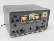 Hammarlund HQ-145 Vintage Ham Radio Communications Receiver (powers up, no RX)