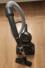 Hoover HP1 Bagless Cylinder Vacuum Cleaner