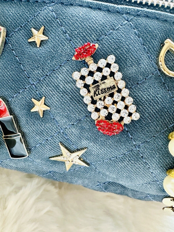 NUEVO CON ETIQUETAS ALDO Denim Azul OOTD Mochila Dijes Prendedores Estrás Perlas Cadena Correa Y2K Foto 4 de 4