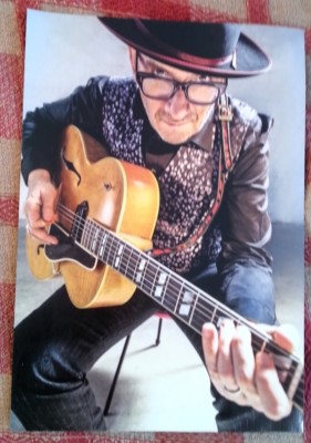 ELVIS COSTELLO 'got my eyes on you'  magazine PHOTO/Poster/clipping 11x8 inches
