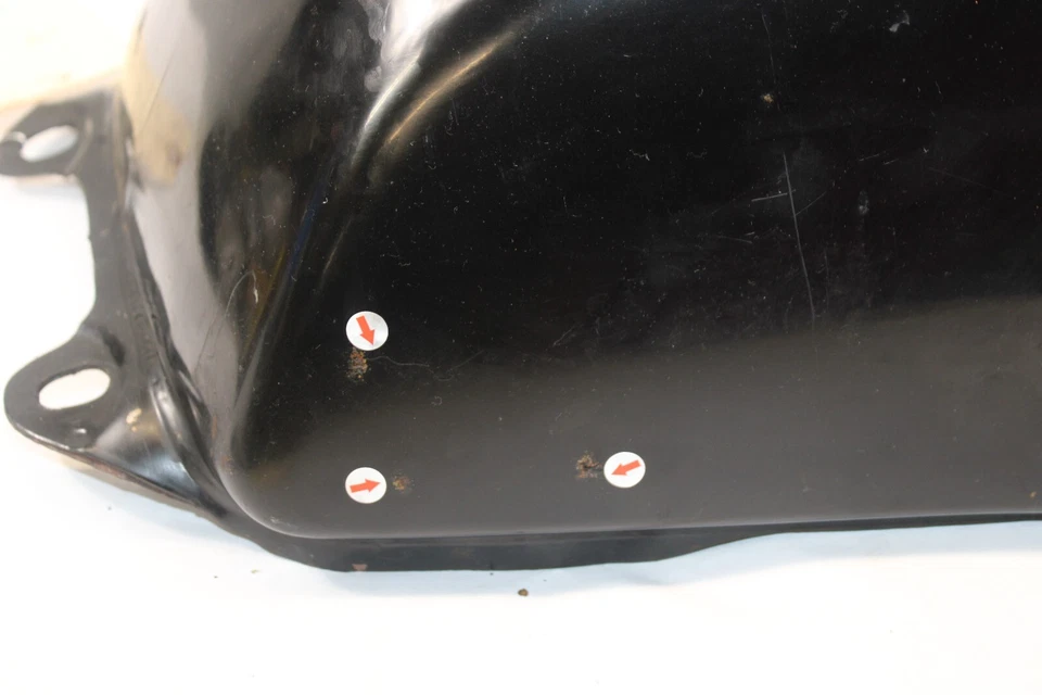 Suzuki GS1100G 1982 Z-Tanque de combustible negro (interior oxidado) 44110-45110-13L Foto 4 de 4