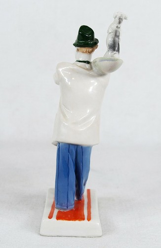 Russian Porcelain Figurine Sculpture "Clown Vyatkin with dog Manyunya" LZFI - Picture 9 of 12