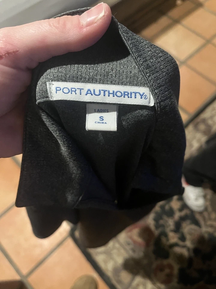 Lancer Salpointe T Shirt Short Sleeve Size Small Round Neck Gray - Image 3 of 4