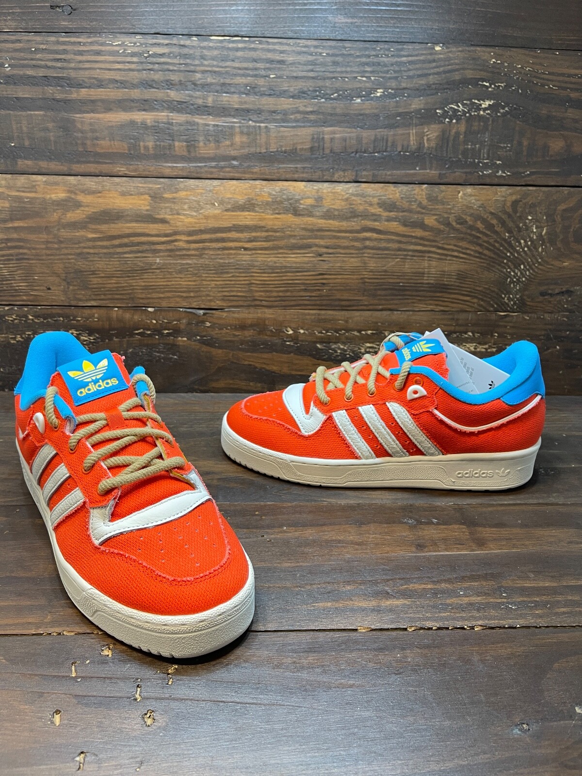 10.5 Mens Adidas Simpsons Rivalry 86 Low Treehouse of Horror IE7180 ...