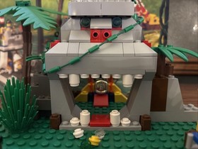 LEGO Western: Rapid River Village (5976) Complete With Box And Manual