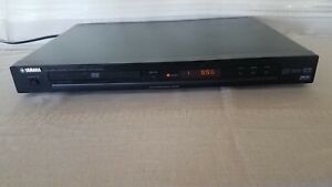 Yamaha DV-S5550 Natural Sound DVD Player w/ outputs Dolby Digital DTS