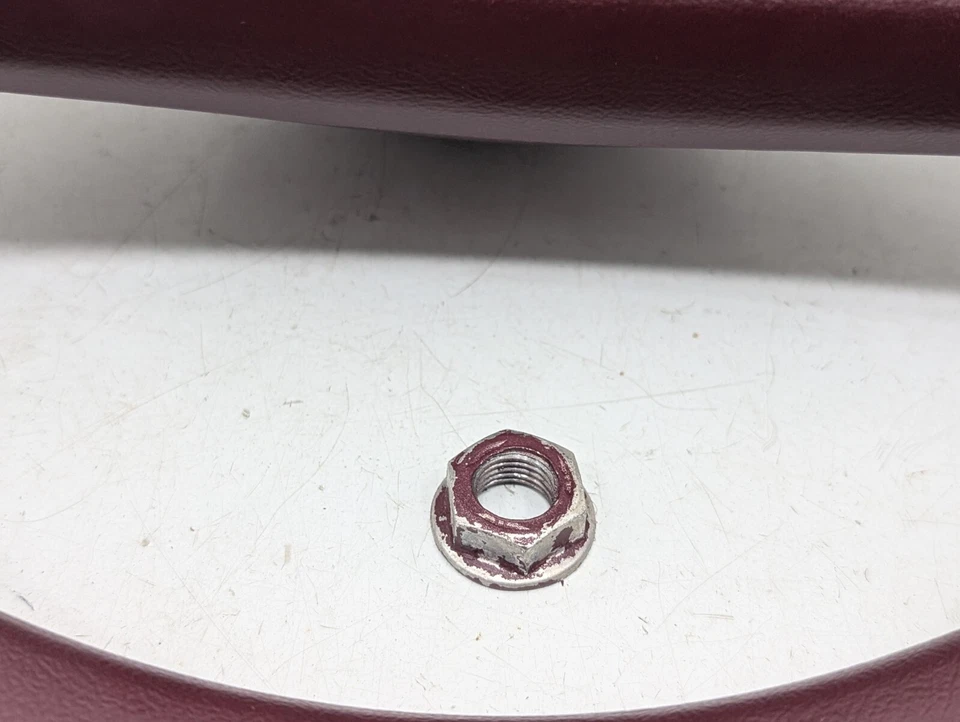 1988 Dodge Grand Caravan Red Steering Wheel & Horn Pad Button 2-spoke original - Image 4 of 4