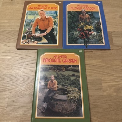 Mr. Smith's Favourite Garden Geoffrey Smith Paperback Books flower propagates 