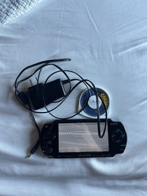 Sony PSP Handheld Console Black w/ Charger & Crash Tag Team Racing UMD Game