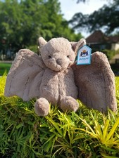 Jellycat Bashful Bat Medium Brand New With Tag BNWT