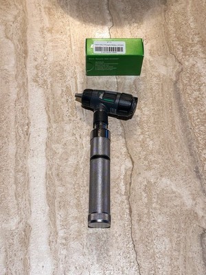 Welch Allyn 23920 Digital Macroview Otoscope - USB, Telemedicine, etc.