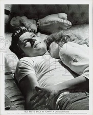 1964 Press Photo Michael Parks and Ann-Margret star in Bus Riley's Back in Town