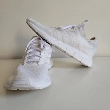 Adidas Men's Swift Run X Triple White Size 8.5