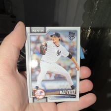 Topps 75 Holiday 2025   New York Yankees Max Fried Will Warren Card Lot