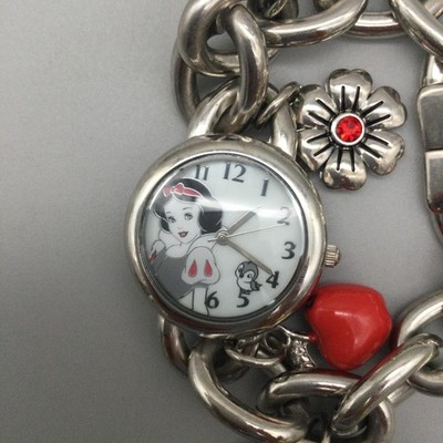 Disney Girls Watch 30mm Snow White Charm Bracelet Silver Tone New Battery 7.5''