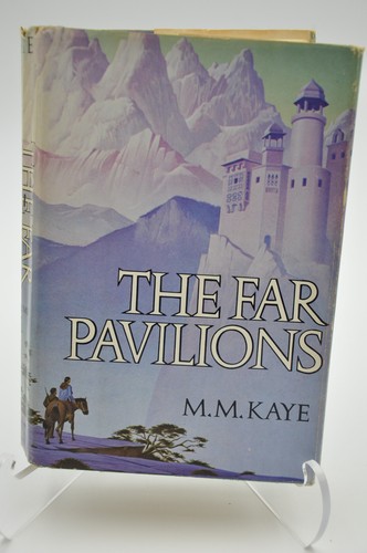 The Far Pavilions - Volumes 1 & 2 - M.M. Kaye - HC - DJ - BCE - 1978 - Picture 2 of 14