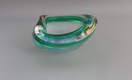 Murano Geode Clear & Green Sommerso Glass Kidney Bowl 14cm by 10.5cm - Picture 7 of 9