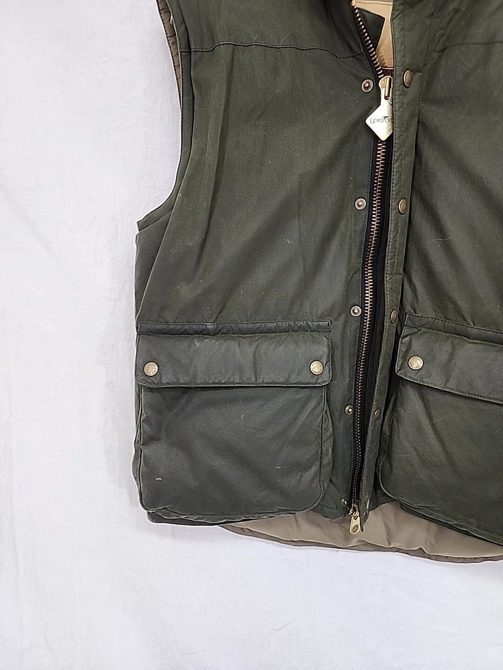 LEWIS CREEK  Waxed Mens Green Hunting Vest Down Filled- Size S 34/36 - Image 2 of 4