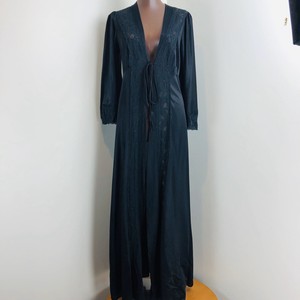 black night robe