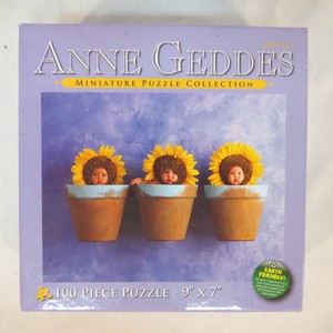 Anne Geddes Miniature Puzzle Collection: Heartfelt Series #7700-11 Baby In Tree (773392077003)