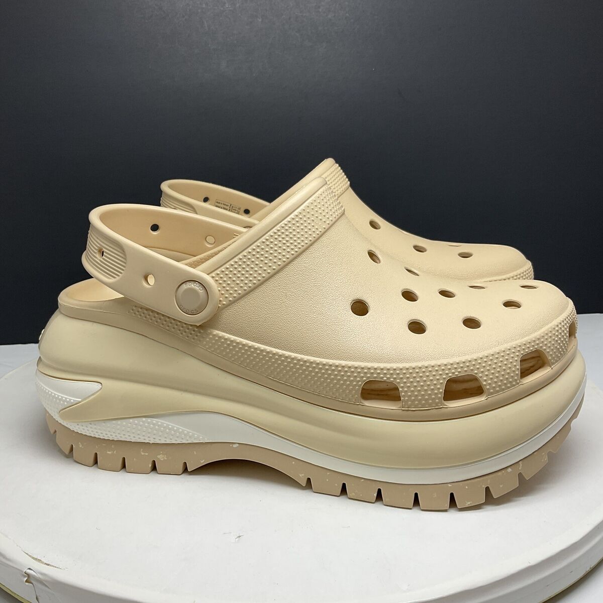 Crocs Shoes Women 9 Men 7 Mega Crush Clogs Chunky Platform Crocs Shoes Women 9 Men 7 Mega Crush Clogs Chunky Platform