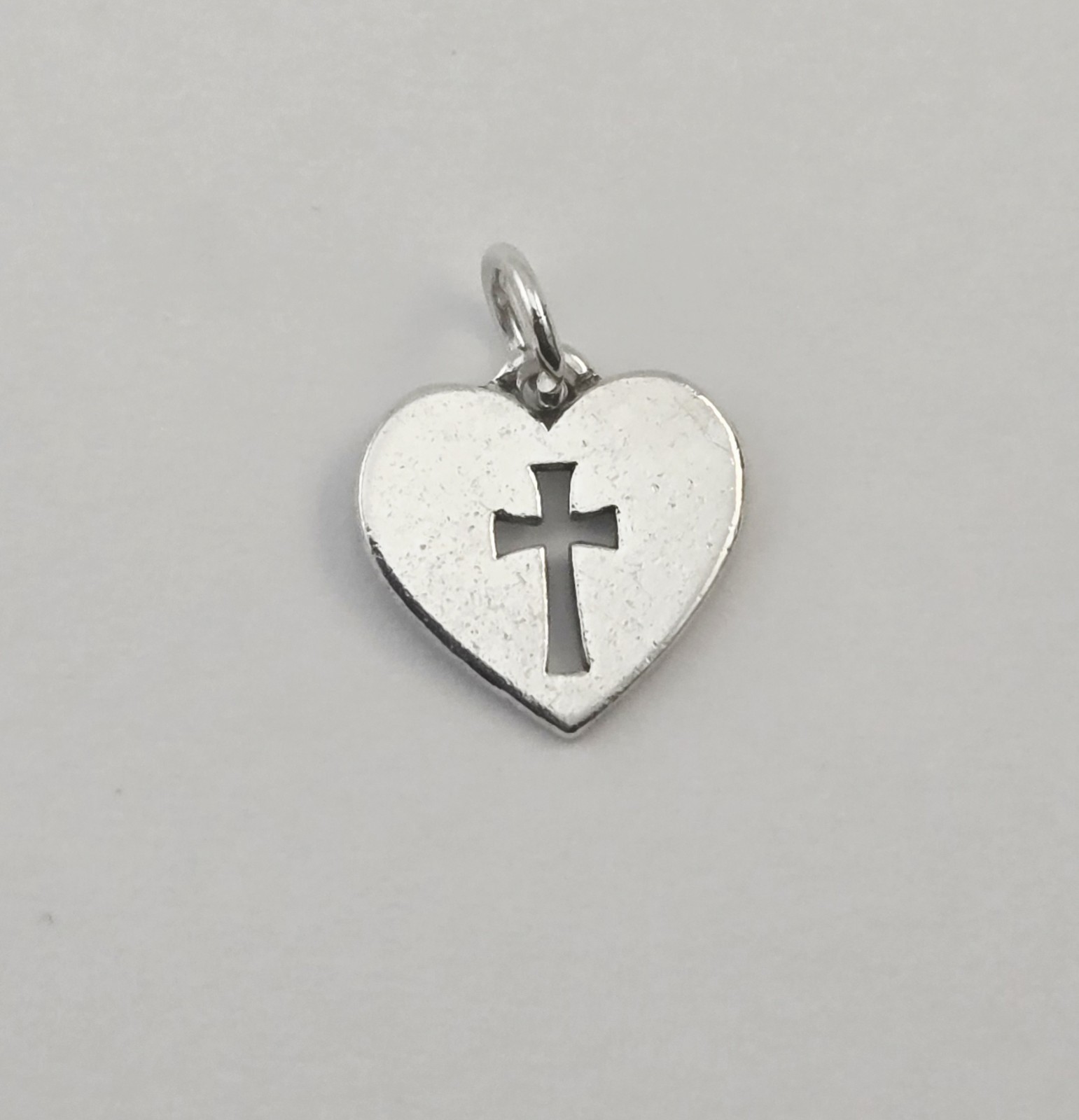 Vintage James Avery Sterling Silver Heart Crosslet Cut Out Charm Pendant - 1.6g