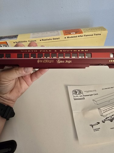 Vintage Con-Cor 1/87 HO 72 ft Coach Kit 1992 Christmas North Pole & Southern - Picture 6 of 13