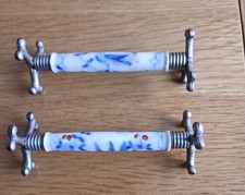 Antique "Jack" Knife Rests – Set of 2 -  in Meissen style