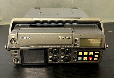 Sony DVCAM DSR-50 DIGITAL VIDEO CASSETTE CAM RECORDER [junk, repair or parts]