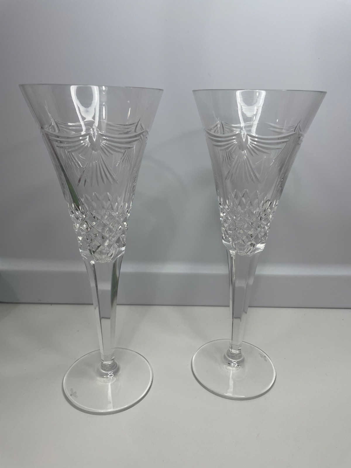 Set Of 2 Excellent Waterford Crystal Millennium Peace Champagne Toasting Flutes