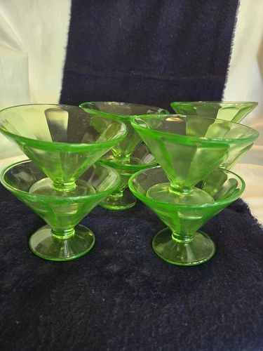SET 8! Vintage FEDERAL Uranium Glass Vaseline Paneled Footed Dessert Sherbet Cup