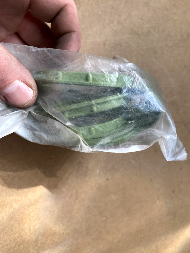 Junta colector Porsche Cayenne Turbo S 2003-2006 4,5 L OEM NUEVO - 94811014501 Foto 3 de 3