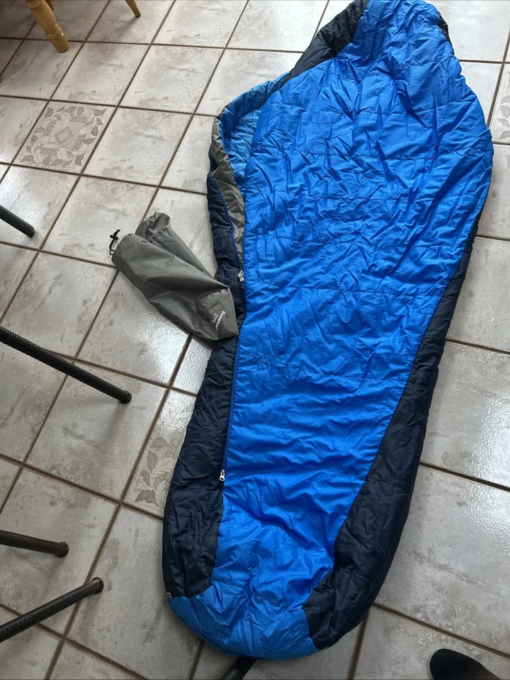 MOUNTAIN HARDWEAR WOMEN'S BOZEMAN 15 SLEEPING BAG -8 C Camping 76 In - Image 2 of 4