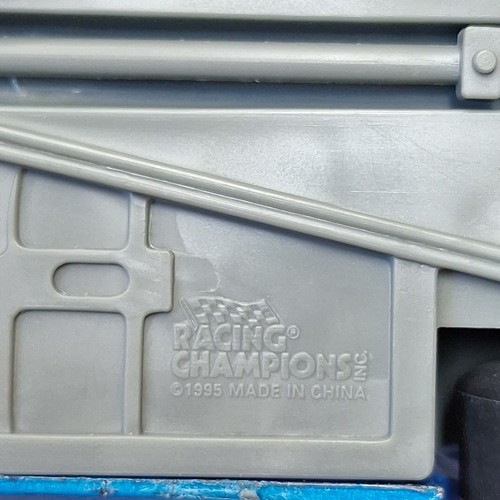 Joe Nemechek #42 Chevrolet 1995 Nascar 1/24 DieCast Racing Champions No Box - Picture 9 of 11