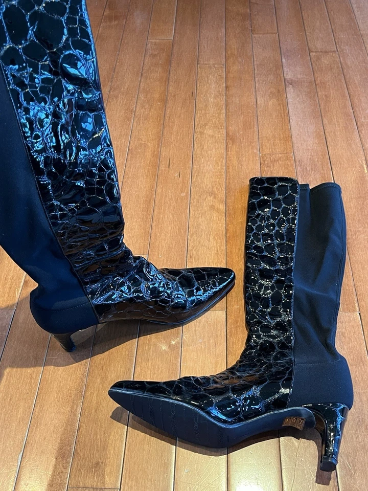 Stuart Weitzman Black Patent Leather Boots Embossed Crocodile Size 7 M - Image 4 of 4