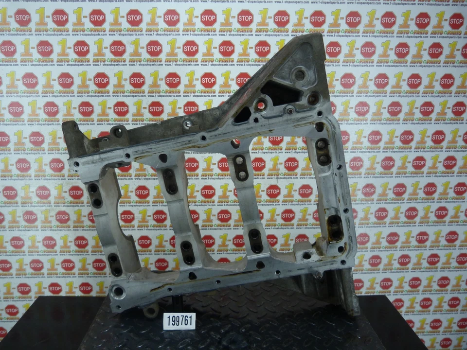 2005-2015 NISSAN XTERRA 4.0L UPPER OIL PAN 11000-EA200 OEM - Image 2 of 4