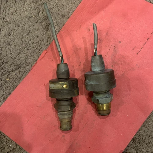 LOT OF 2 Sporlan CDS-9--S Electronic Suction Control Valve Motor only USED