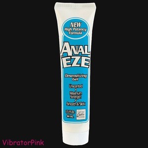 Natural numbing for anal penetration Black shaved clit