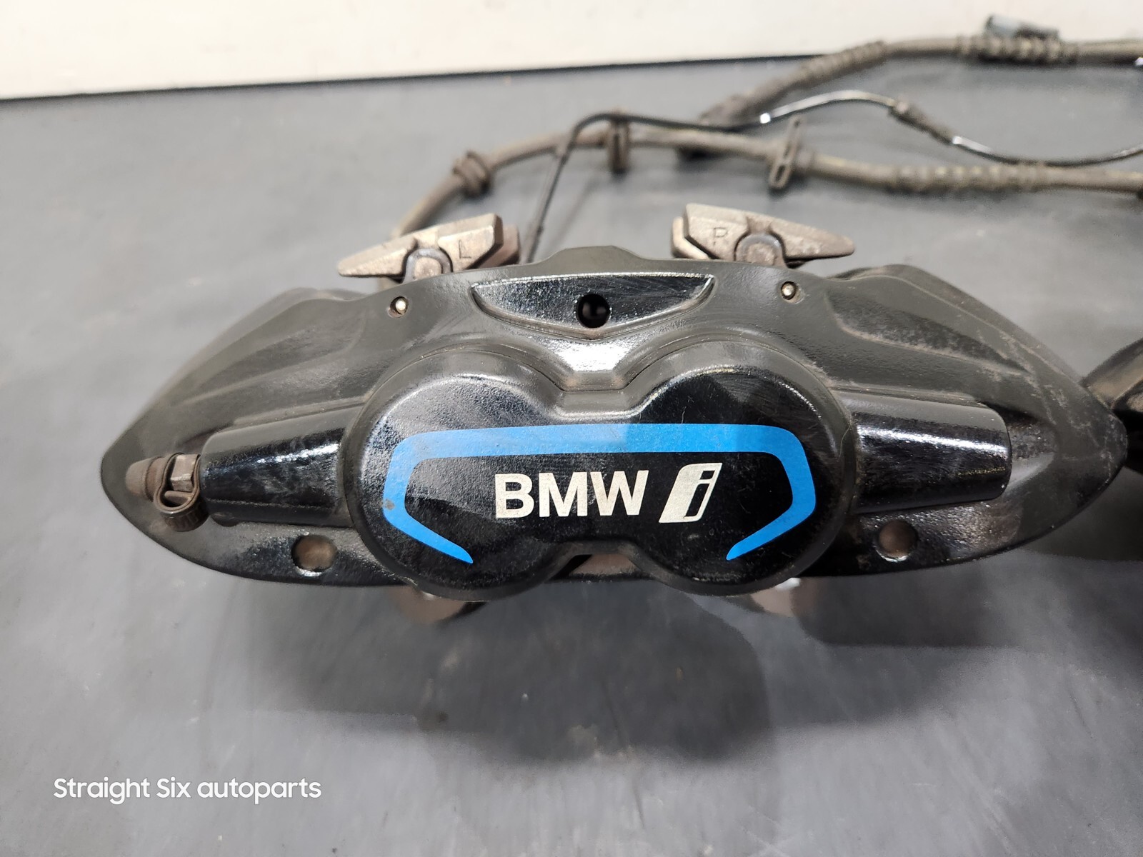 1420 OEM BMW i8 I12 I15 Left Right Front Brake Calipers BREMBO Pair