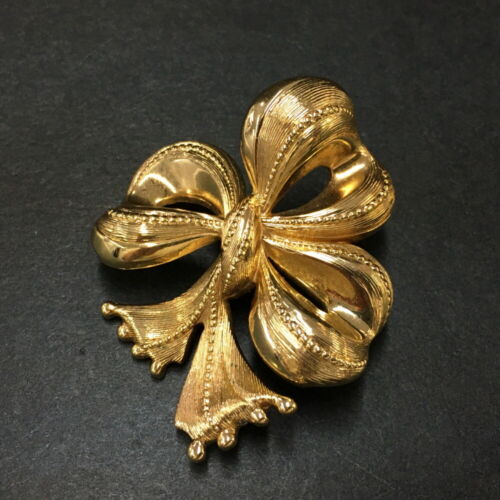 Christian Dior Ribbon Motif Gold Tone Brooch/7Y0548 - Photo 1/8
