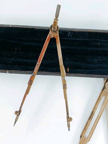 Antique Brass Naval Cartography Tool Compass And Proportions - Picture 5 of 15