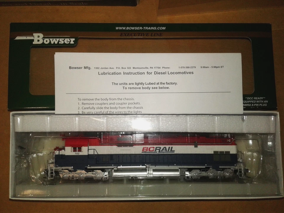 HO SCALE BOWSER MLW ALCO C630M BRITISH COLUMBIA BC RAIL #702 23441 & HOPPER - Image 3 of 4